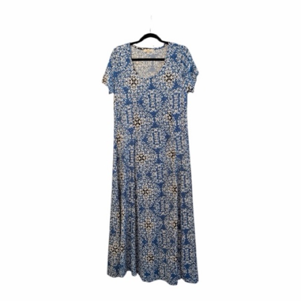 Haani Blue and White Medallion Petite Maxi Dress PXL